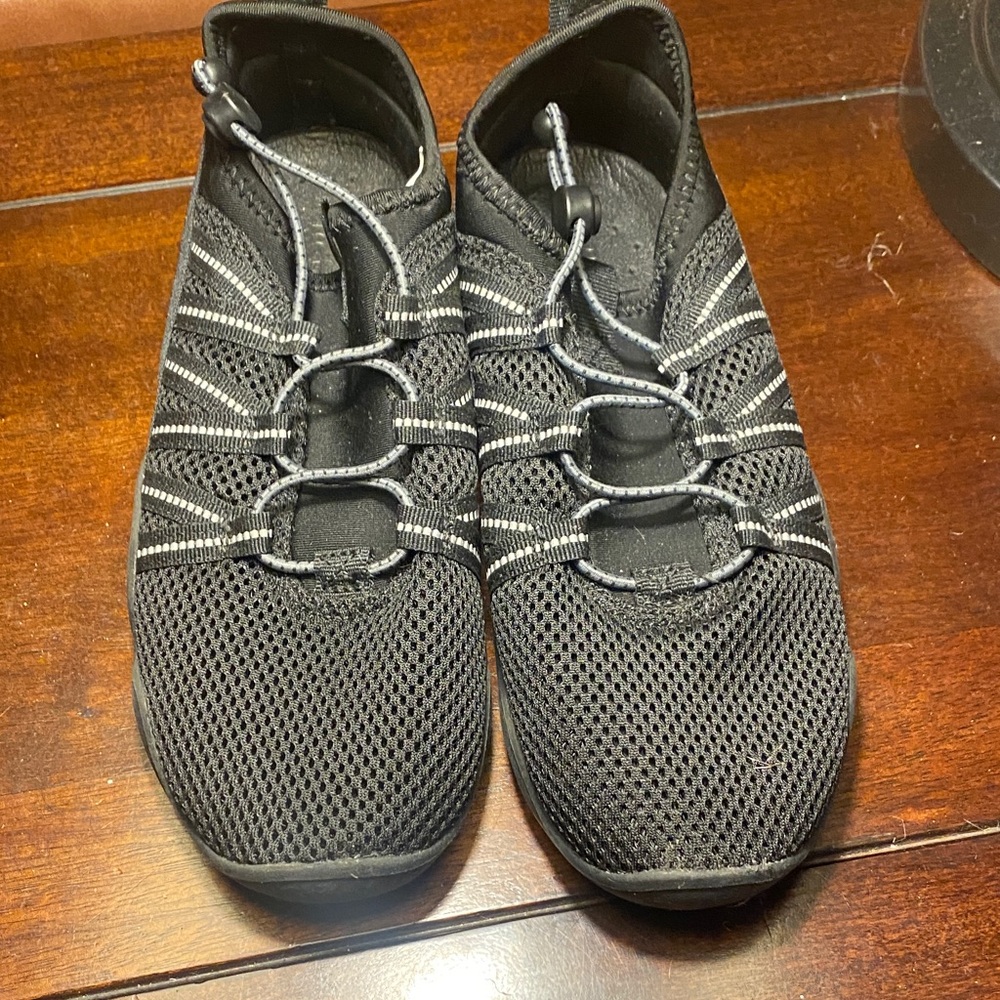 Men's Black Mesh Athletic Shoes